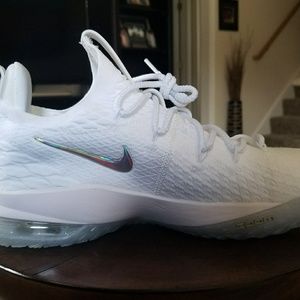 New in the box nike LeBron James 15 low all white
